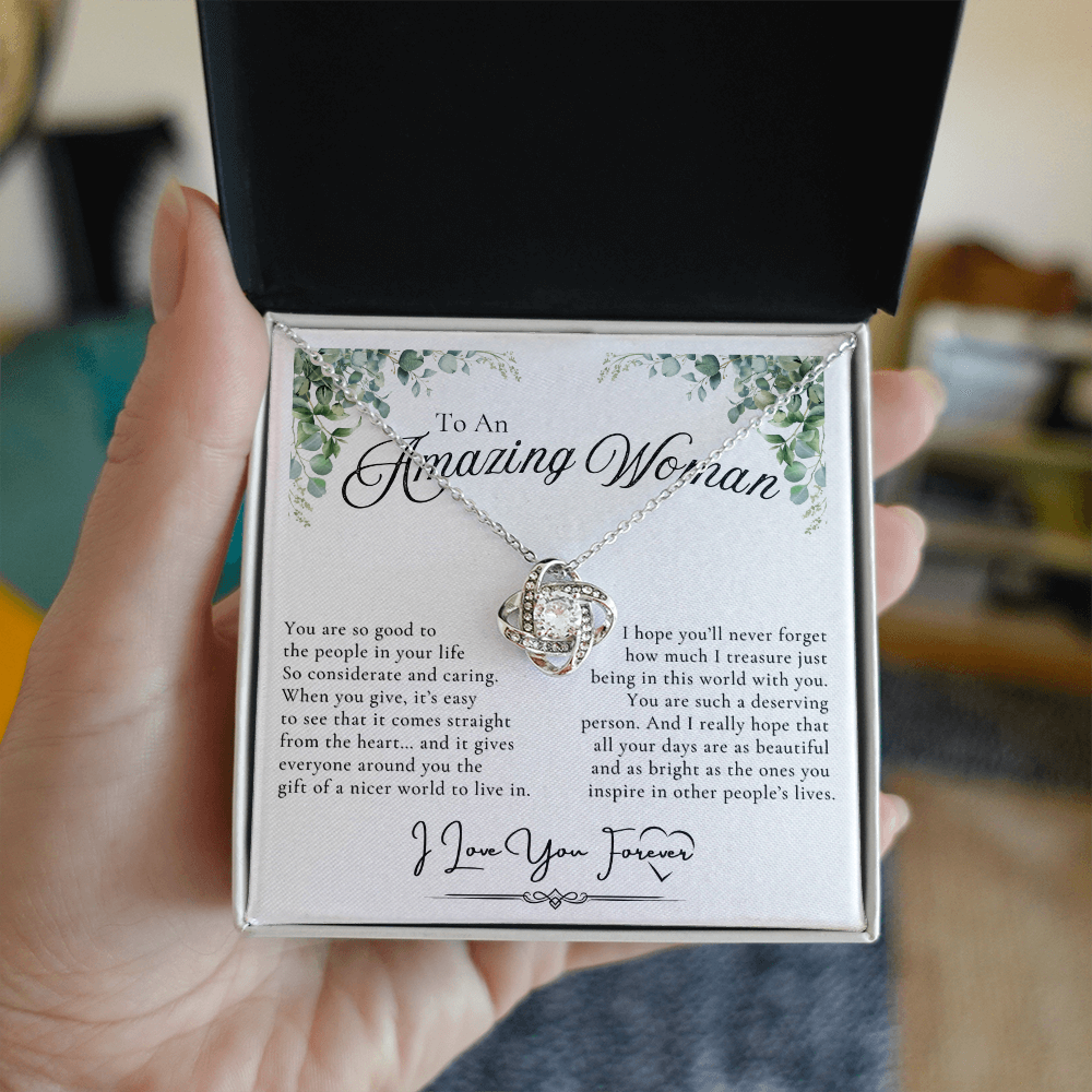 AMAZING WOMAN NECKLACE | DAUGHTER GIFT | FRIEND GIFT