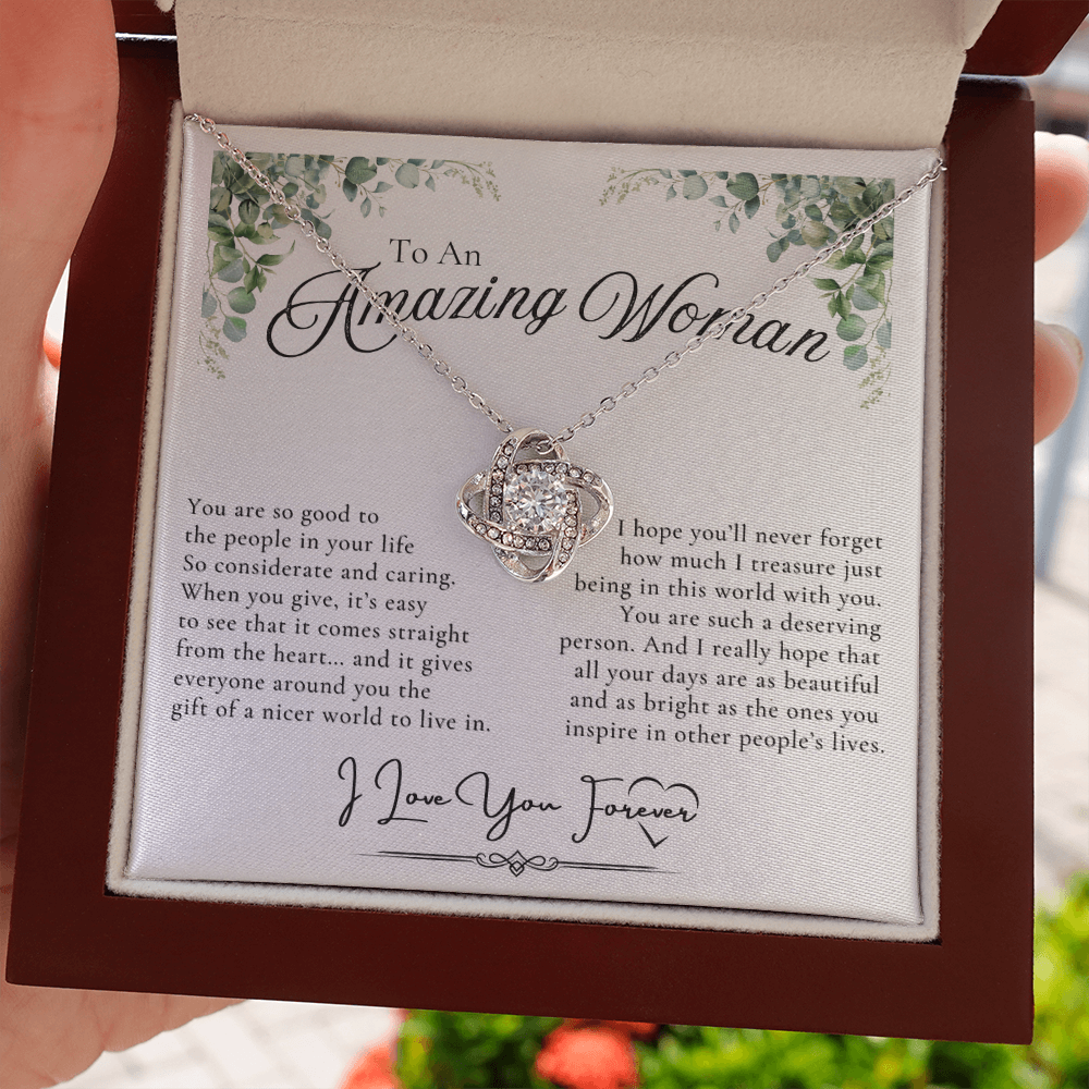 AMAZING WOMAN NECKLACE | DAUGHTER GIFT | FRIEND GIFT