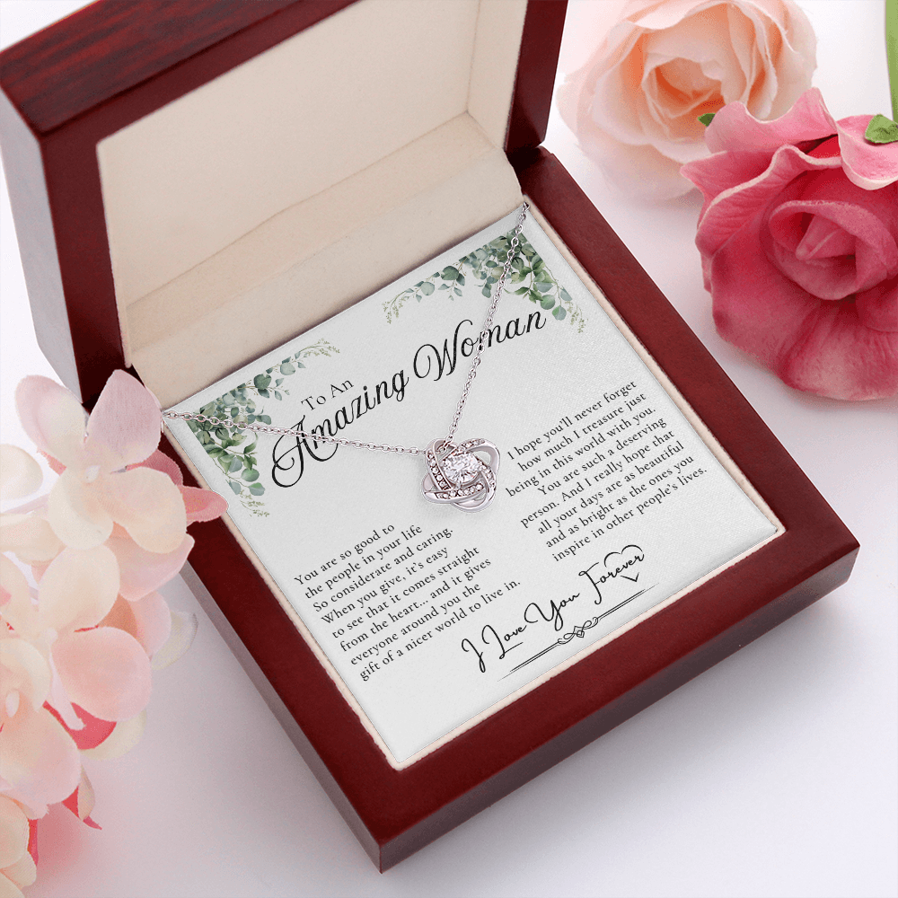 AMAZING WOMAN NECKLACE | DAUGHTER GIFT | FRIEND GIFT
